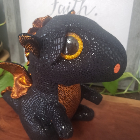 9" Ty Beanie Boo Merlin Dragon Black Orange Shiny 2017 - Picture 9 of 12